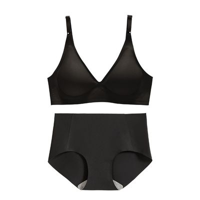 O decote em V sem emenda tecido Bralette de Racerback marcou 3/4 de copo levanta o sutiã