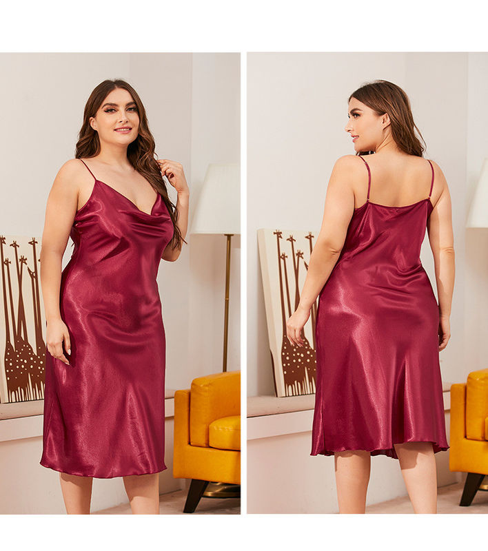 O cetim fez malha o vestido sem mangas de nylon da noite dos pijamas de seda &quot;sexy&quot; da roupa de noite